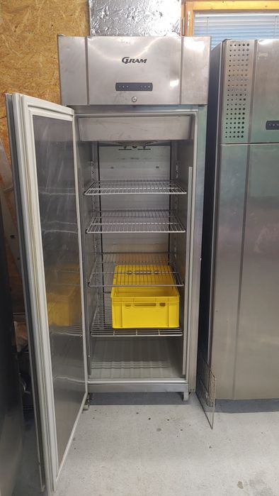 Szafa chłodnicza, Lodówka gastronomiczna Gram, FV