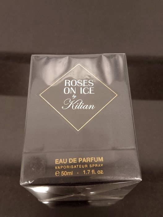 Kilian Roses on ice