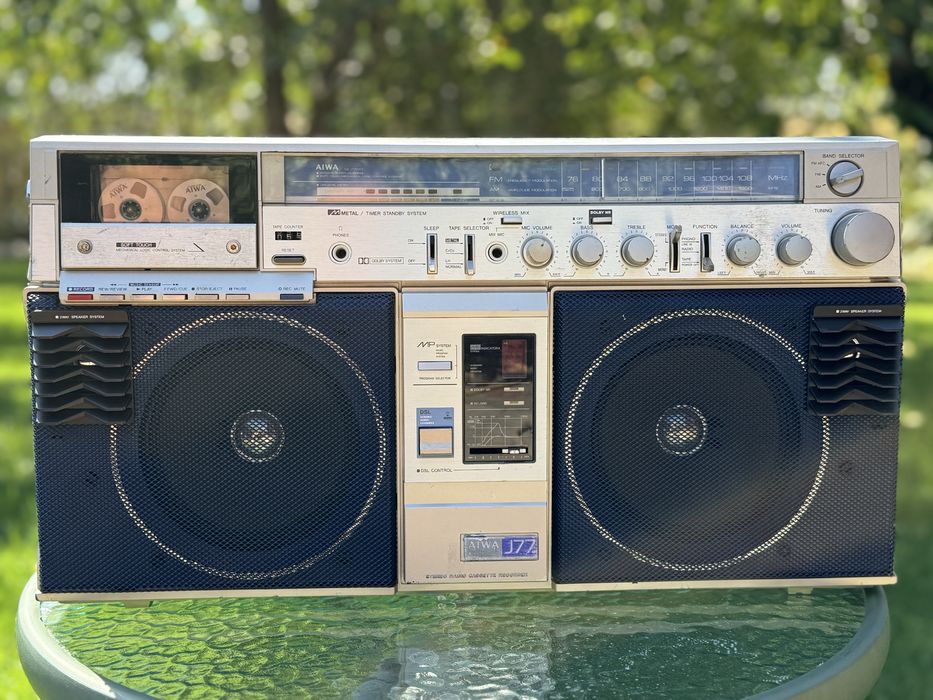 Продам магнитолу AIWA J77 MKII