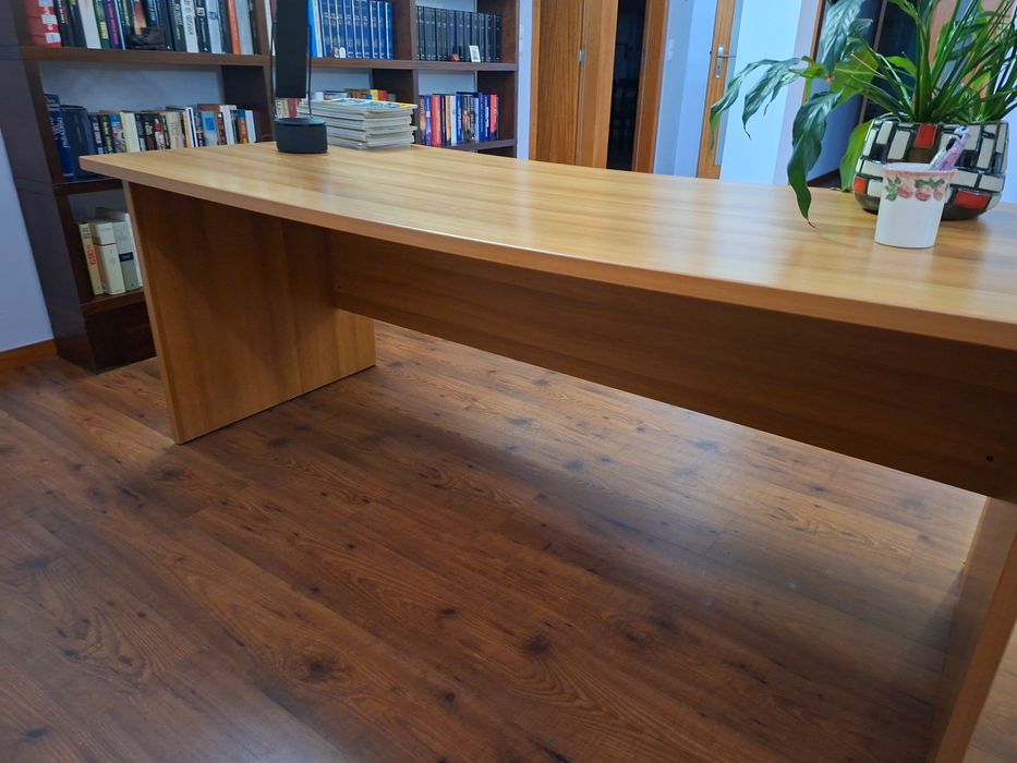 Secretária 180x80 cm