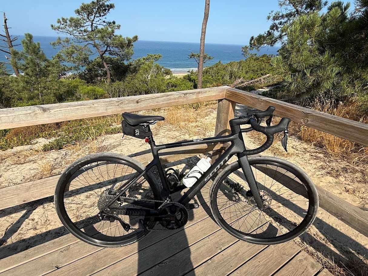 Bicicleta Ciclismo SCOTT ADDICT 40  Tamanho S modelo 2025