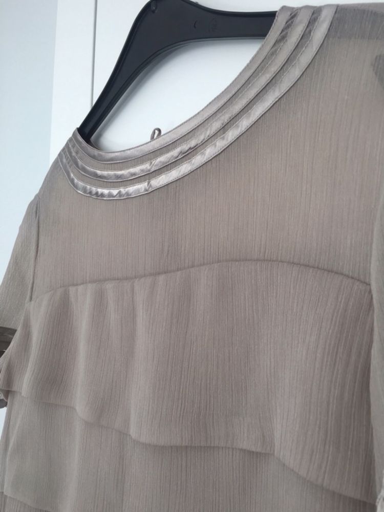 Sukienka elegancka z metalicznym połyskiem BonPrix
