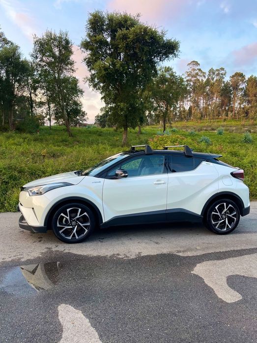 Toyota C-HR 1.8 HSD Lounge