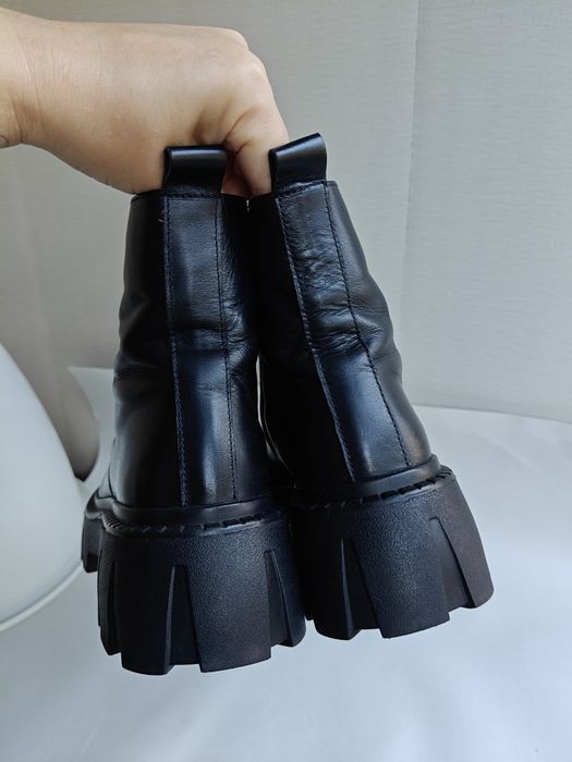 Шкіряні ботінки жіночі 39 розмір