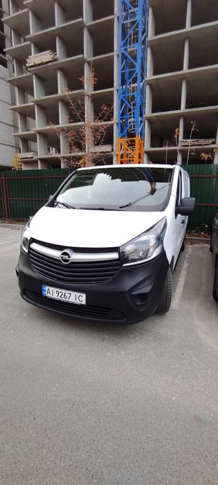 Opel Vivaro 1.6 вантажний