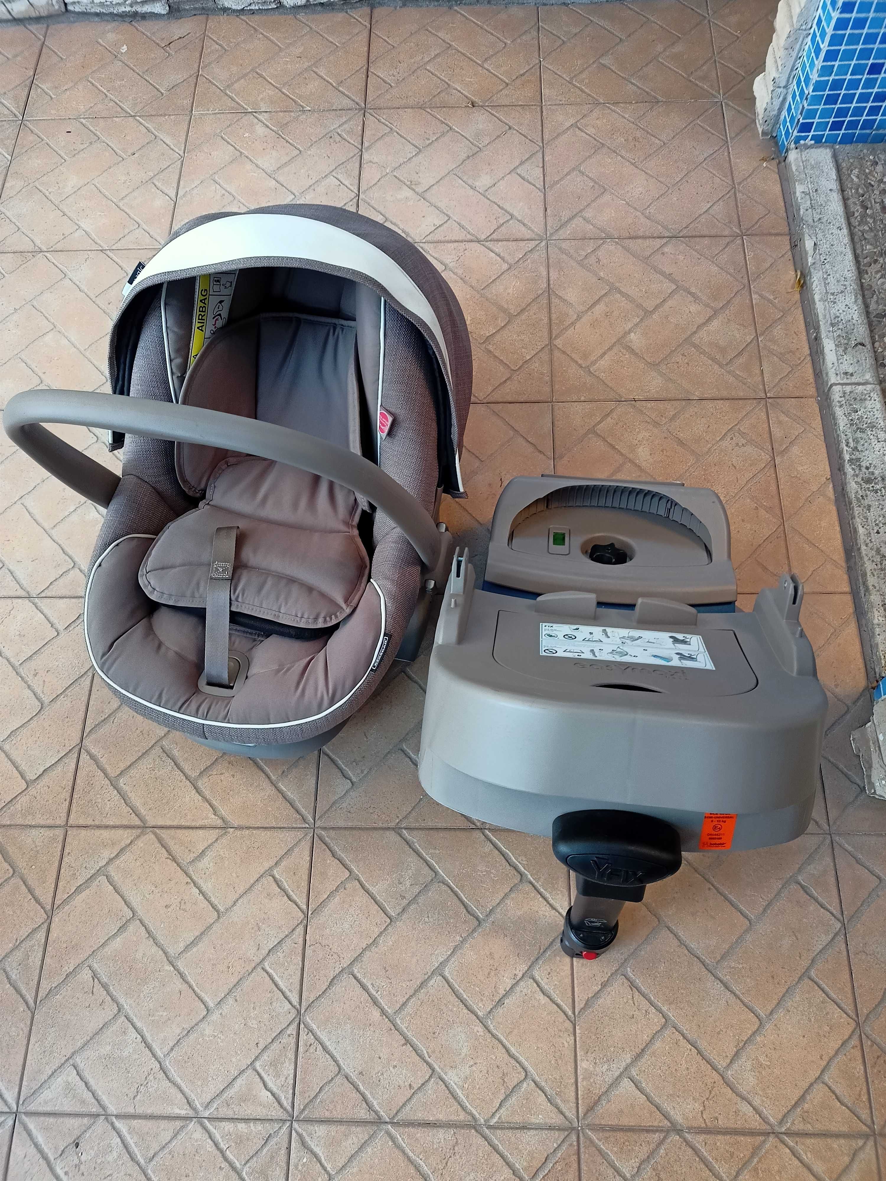 Carro de passeio, ovo e isofix, Bebecar em ótimo estado.