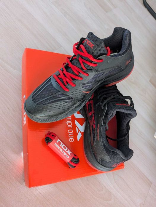 Sapatilhas Padel Nox AT10 Calatluxnero