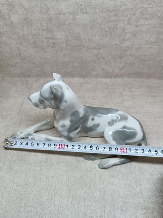 Porcelanowa figurka dog niemieckiego, Łomonosow, LFZ.