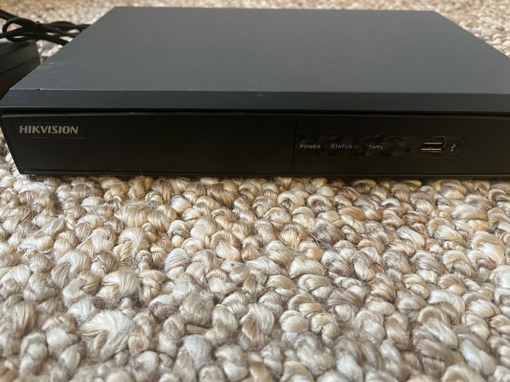 Rejestrator HIKVISION DS-7204HGI-SH/A(B)