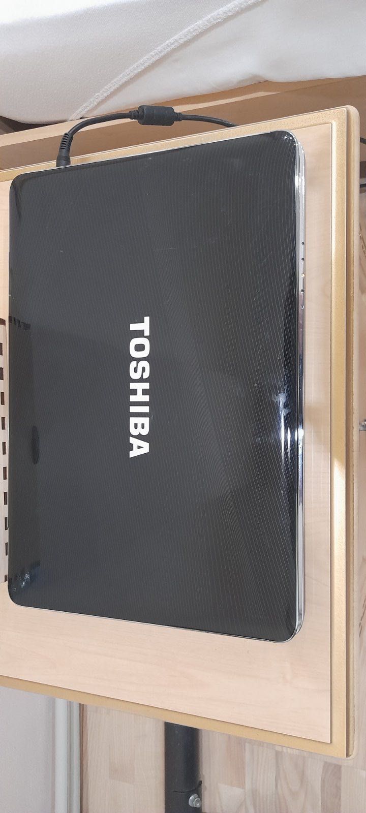 Ноутбук Toshiba ..