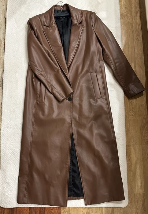 Верхняя одежда размеры S,M,L