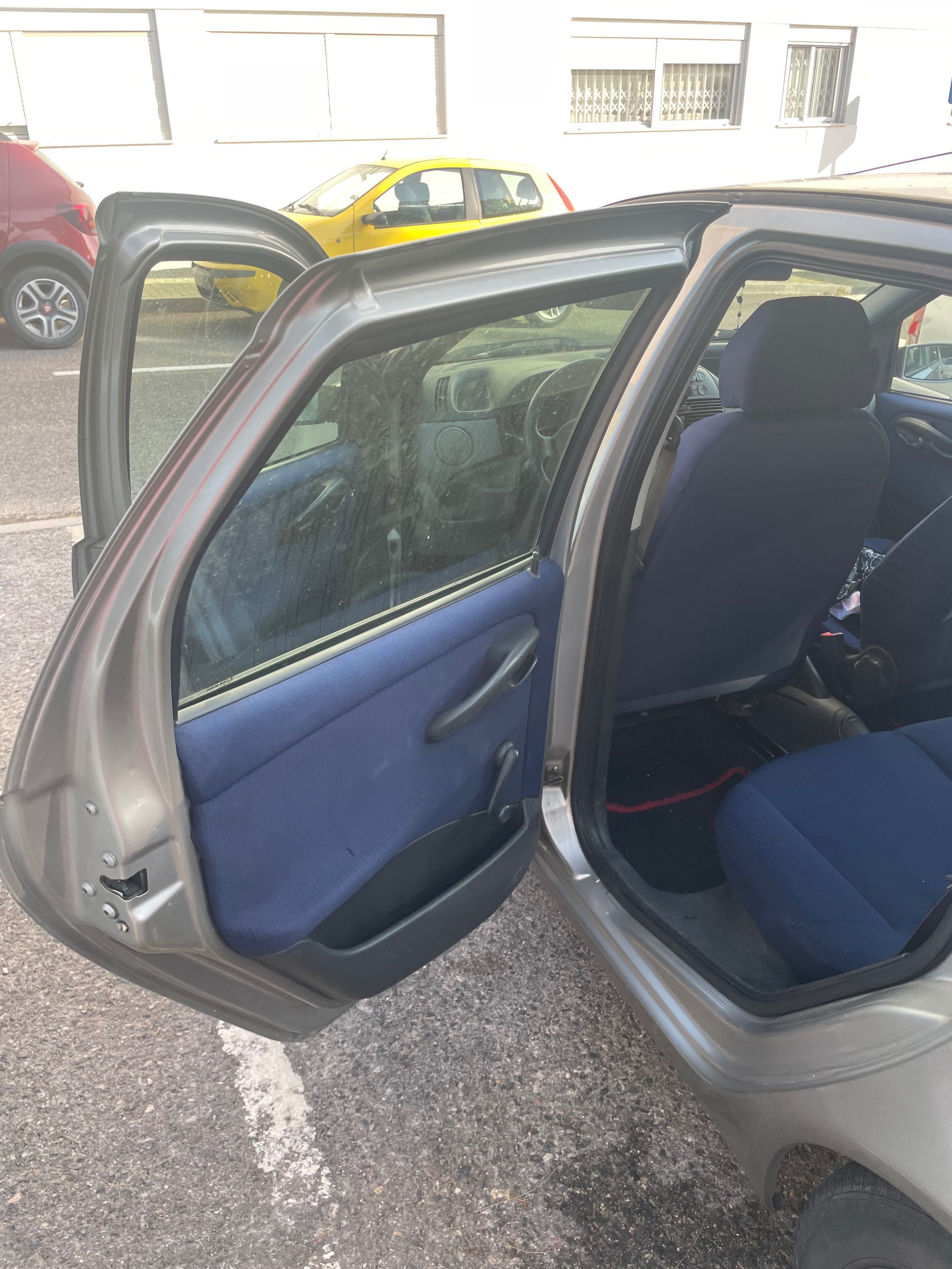 Fiat Punto super económico, pegar e andar