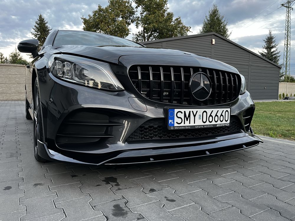 Mercedes C300 AMG stan idealny - nowy