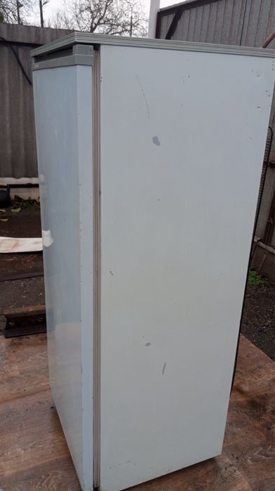 Отличный рабочий холодильник Донбасс