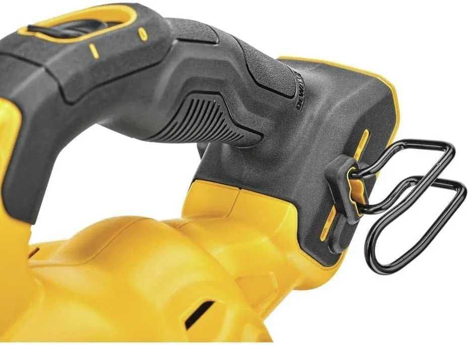 Аккумуляторный пылесос Dewalt DCV501HB новый