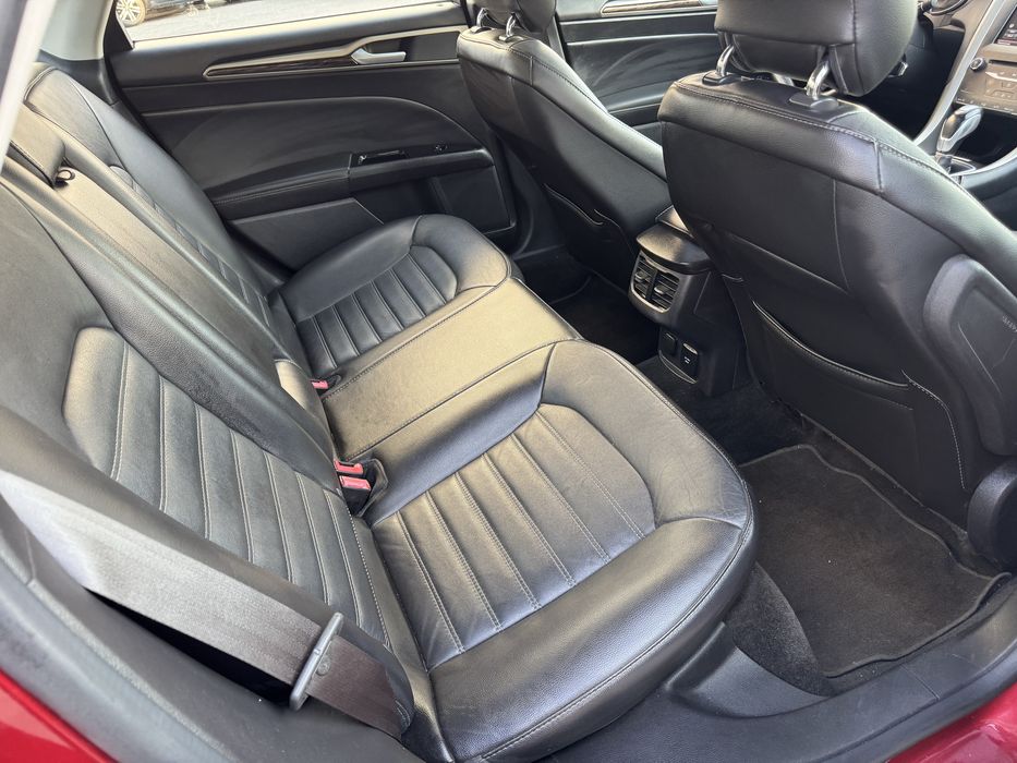 Ford fusion hybrid