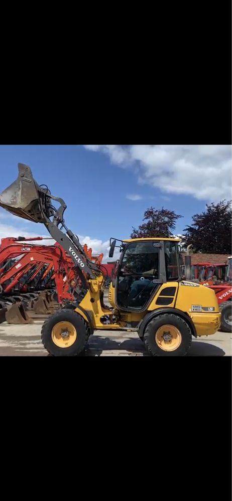 Wynajem ładowarki kołowej JCB CAT KUBOT