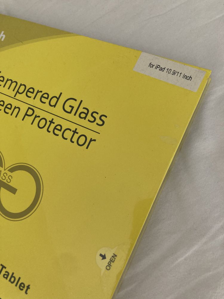 JETech for iPad 10.9/11 Inch Tempered Glass Screen Protector