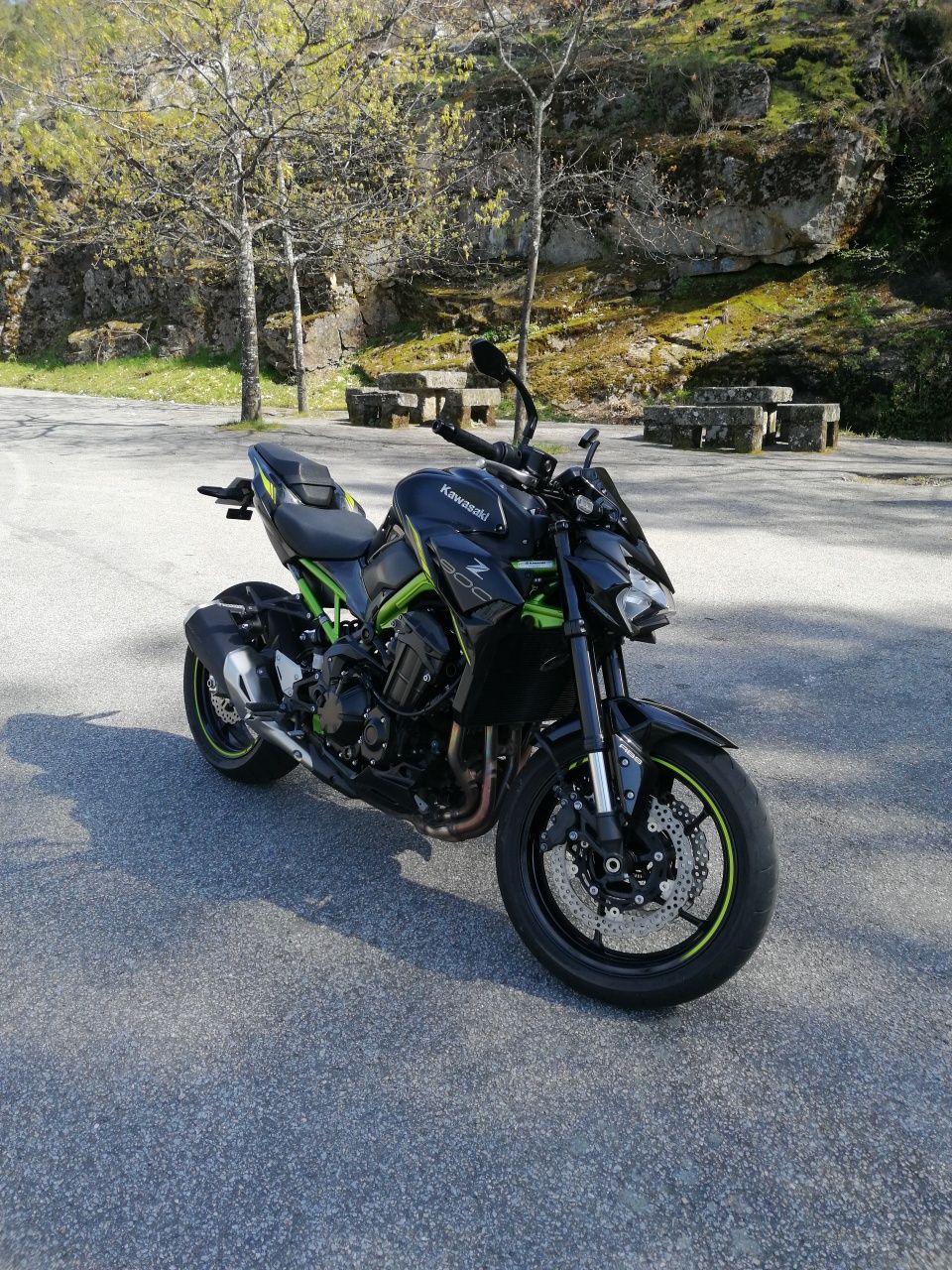 Kawasaki Z900 como nova!