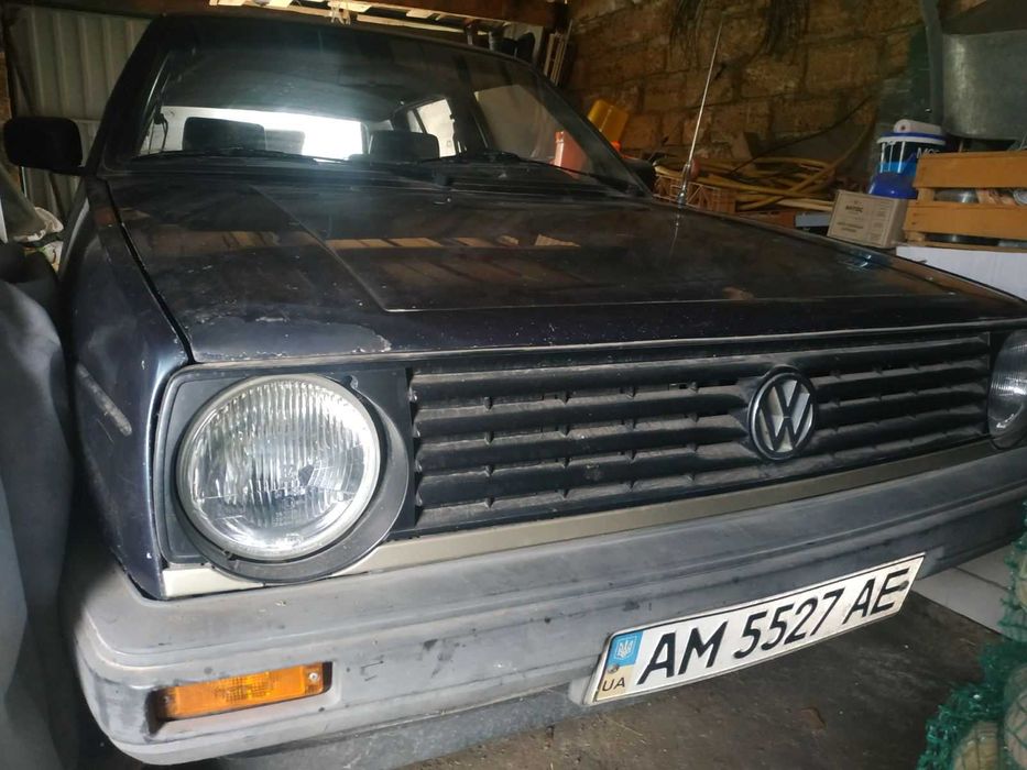 Volkswagen Golf 2