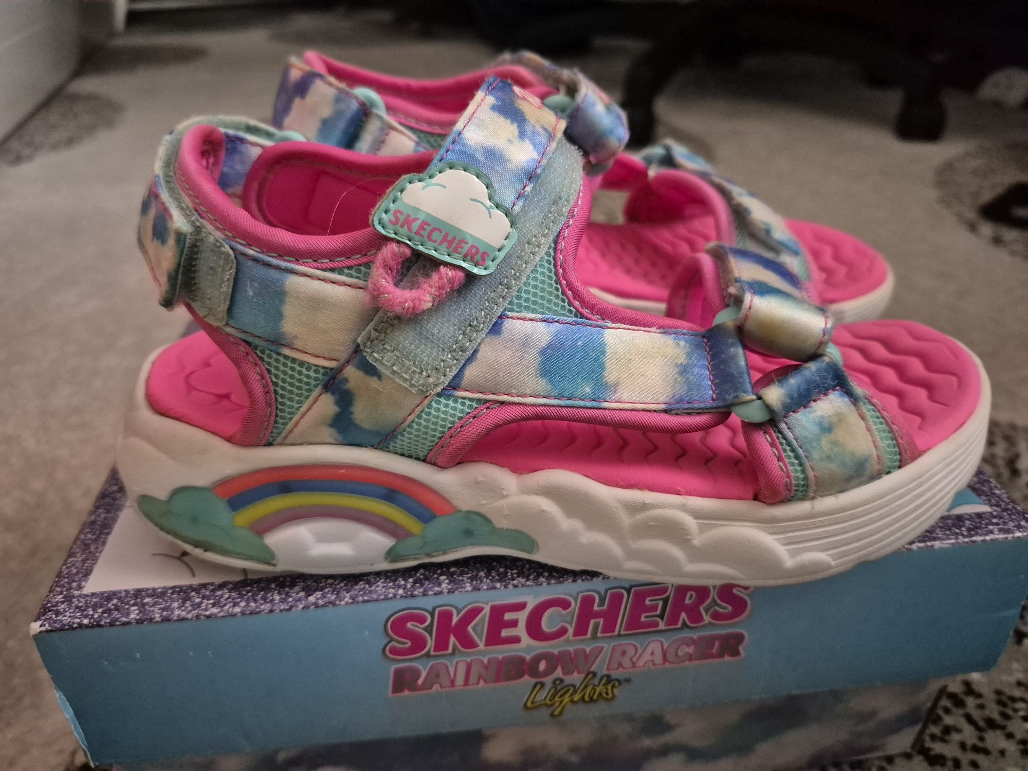 Босоніжки,  сандалі Skechers