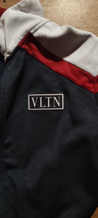 Кофта від Valentino