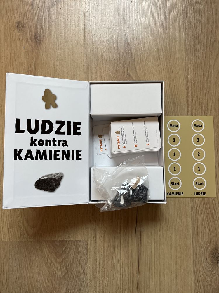 Gra planszowa Ludzie kontra kamienie