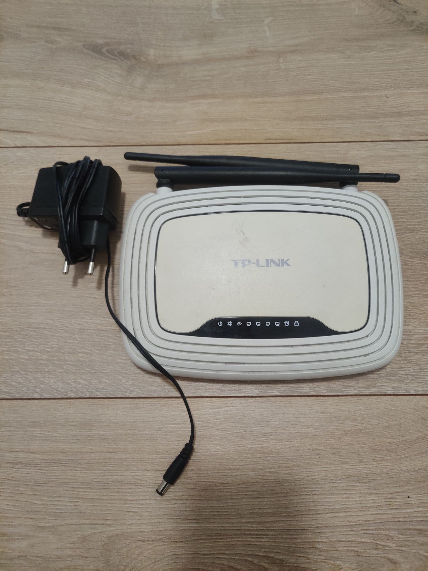 Router TP-LINK TL-WR841N