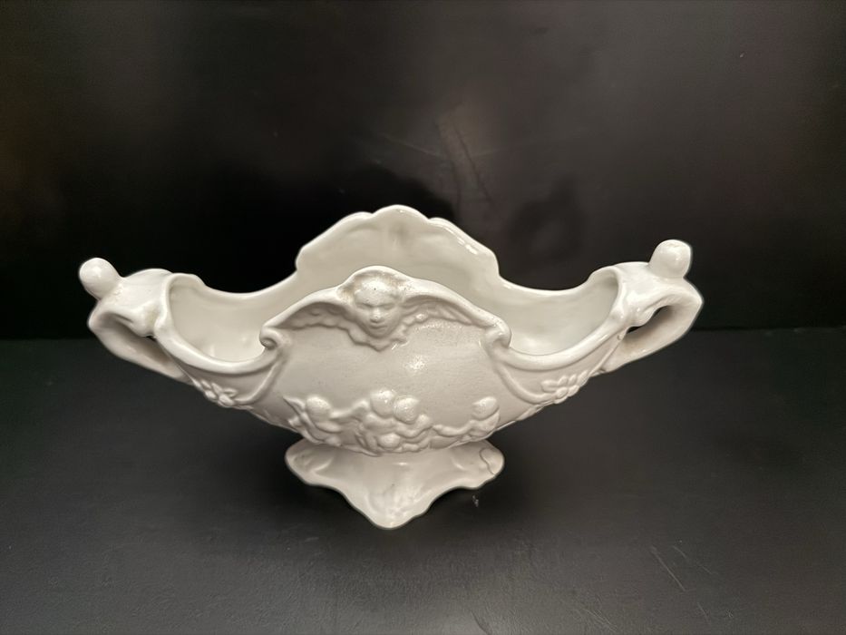Floreira em porcelana Alcobaça