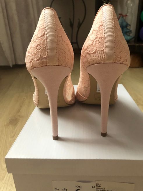 Кружевные туфли на каблуке Miss Selfridge из ASOS