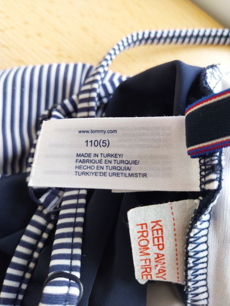 Granatowy strój kąpielowy jednoczęściowy Tommy Hilfiger rozmiar 110 cm