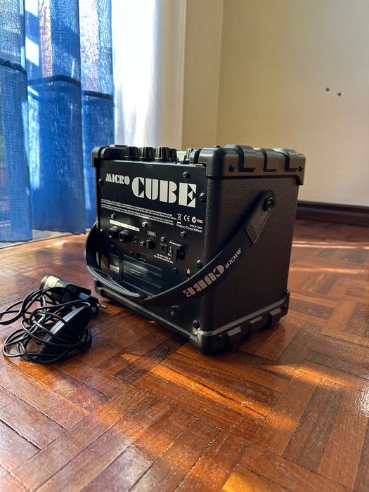 Amplificador Roland Micro Cube - Como novo