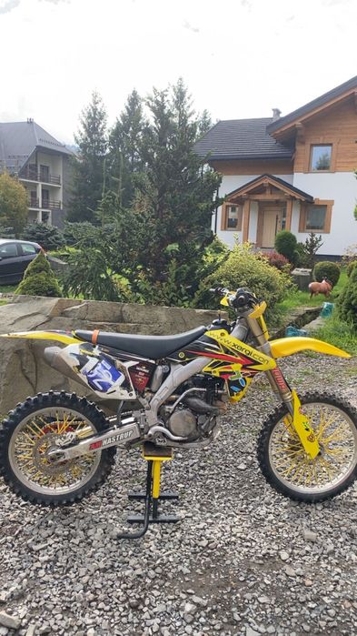 Suzuki RM-Z 250 fMF Titanium  Moussy – gotowy do jazdy!
