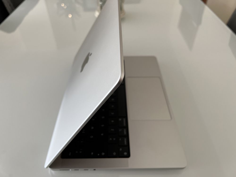 Apple Macbook Pro 14 1TB M1 Pro