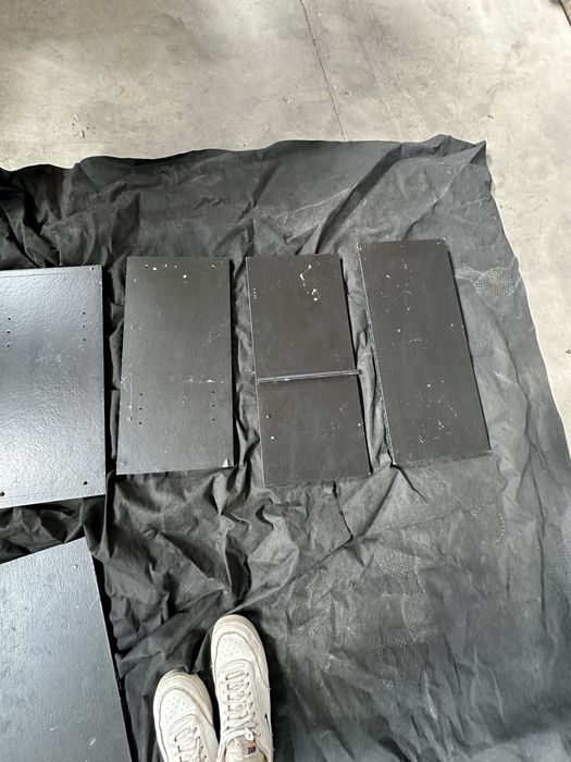 Prateleiras de madeira