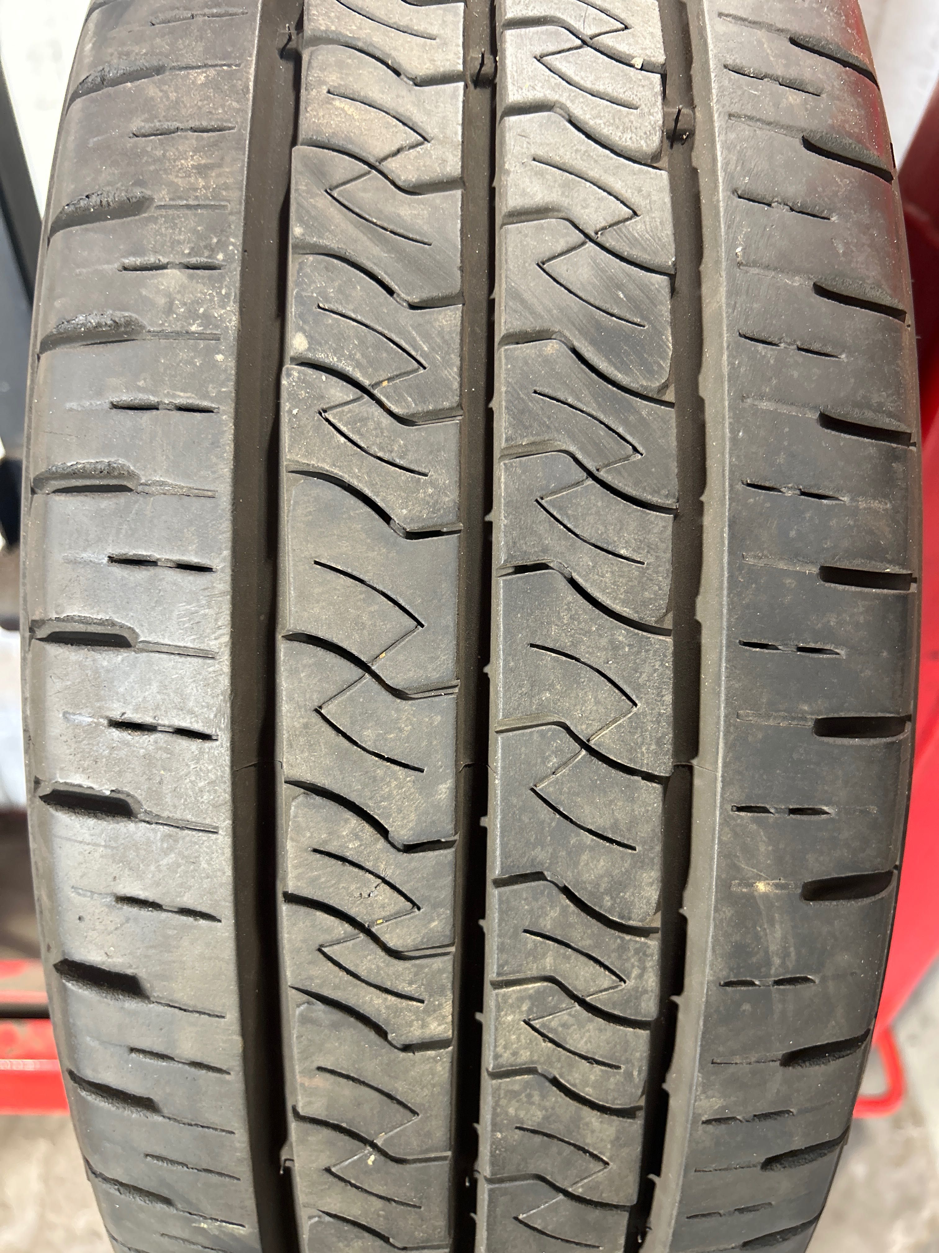 Kumho PorTran Kc53 215/65/16c 108/107T