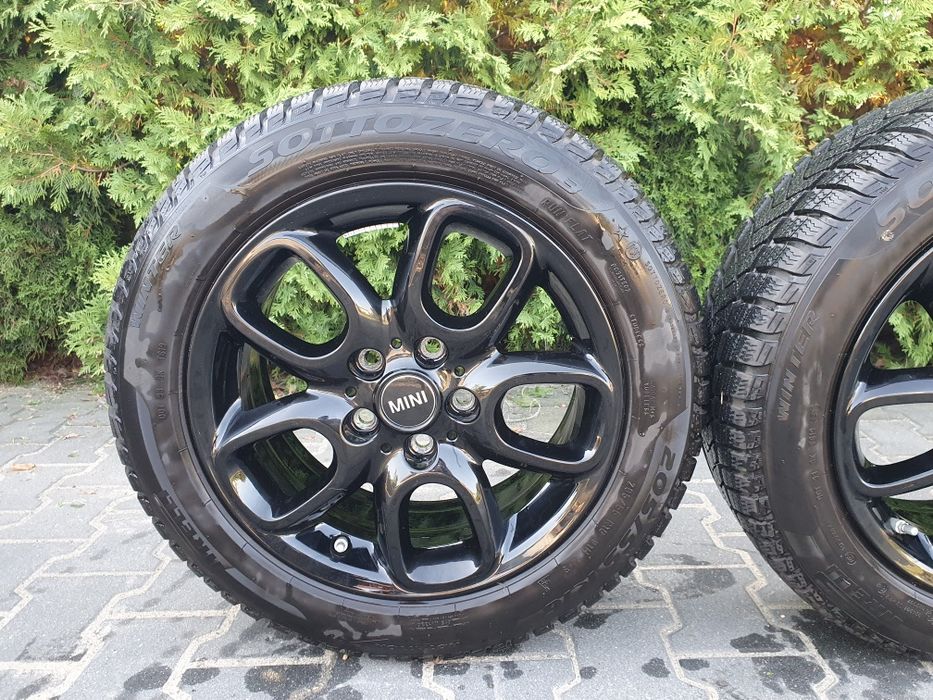 Koła zimowe MINI Clubman F54 205/55 R16 opony Pirelli Sottozero 5x112