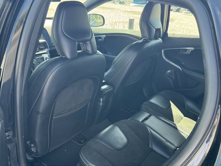 Volvo V40 2.0 D2 R-design 2015