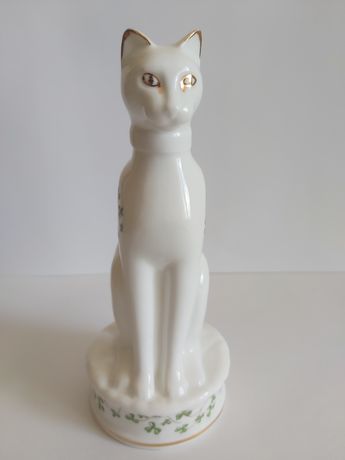 Фарфоровая статуэтка Кошка Hand made  in Galway