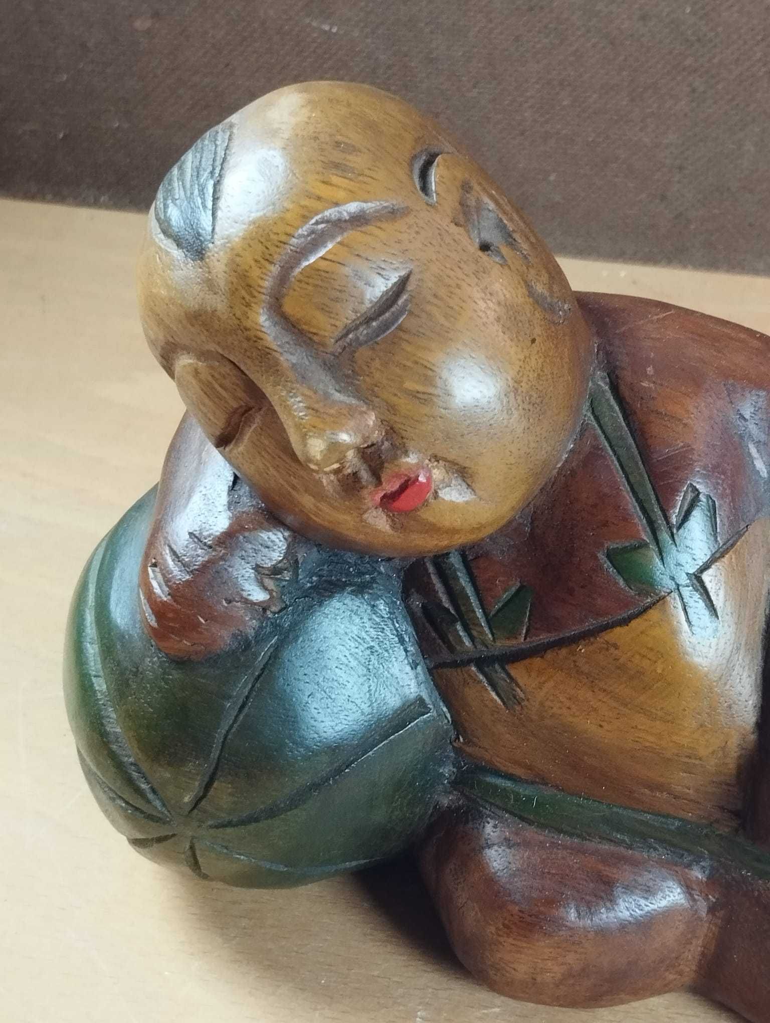 Buda Dormindo em Madeira Vintage