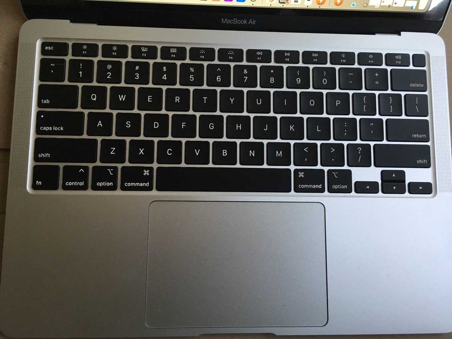 Apple MacBook Air 13" 2020 (Silver) MWTK2LL/A intel i3/8/256 openbox