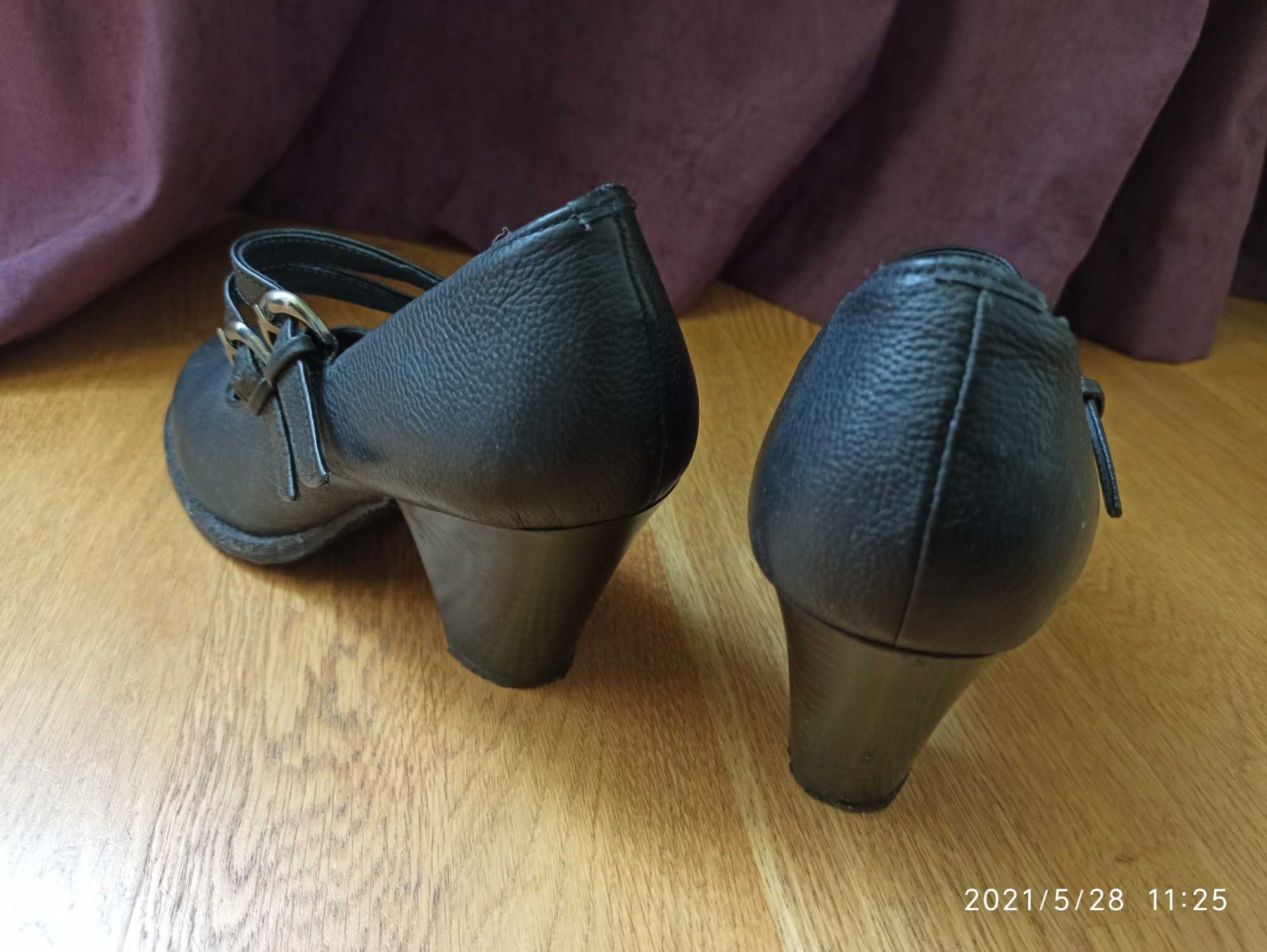Туфли фламенко черные кожаные 40 размер почти новые