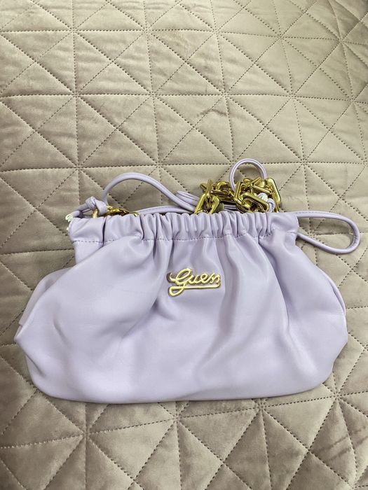 Mala Guess cor alfazema