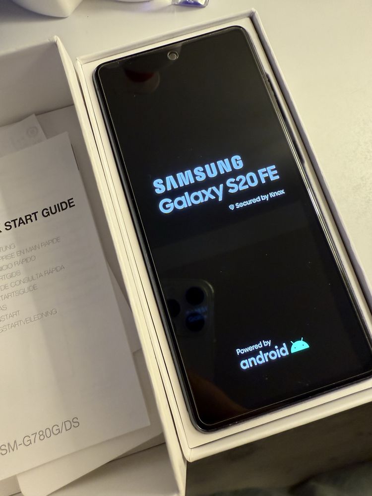 Telefon Samsung  20FE