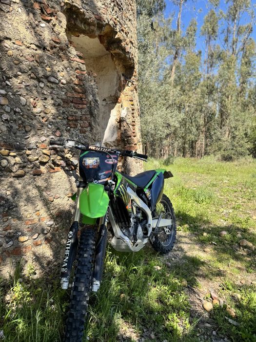 Kawasaki 250 impecavel