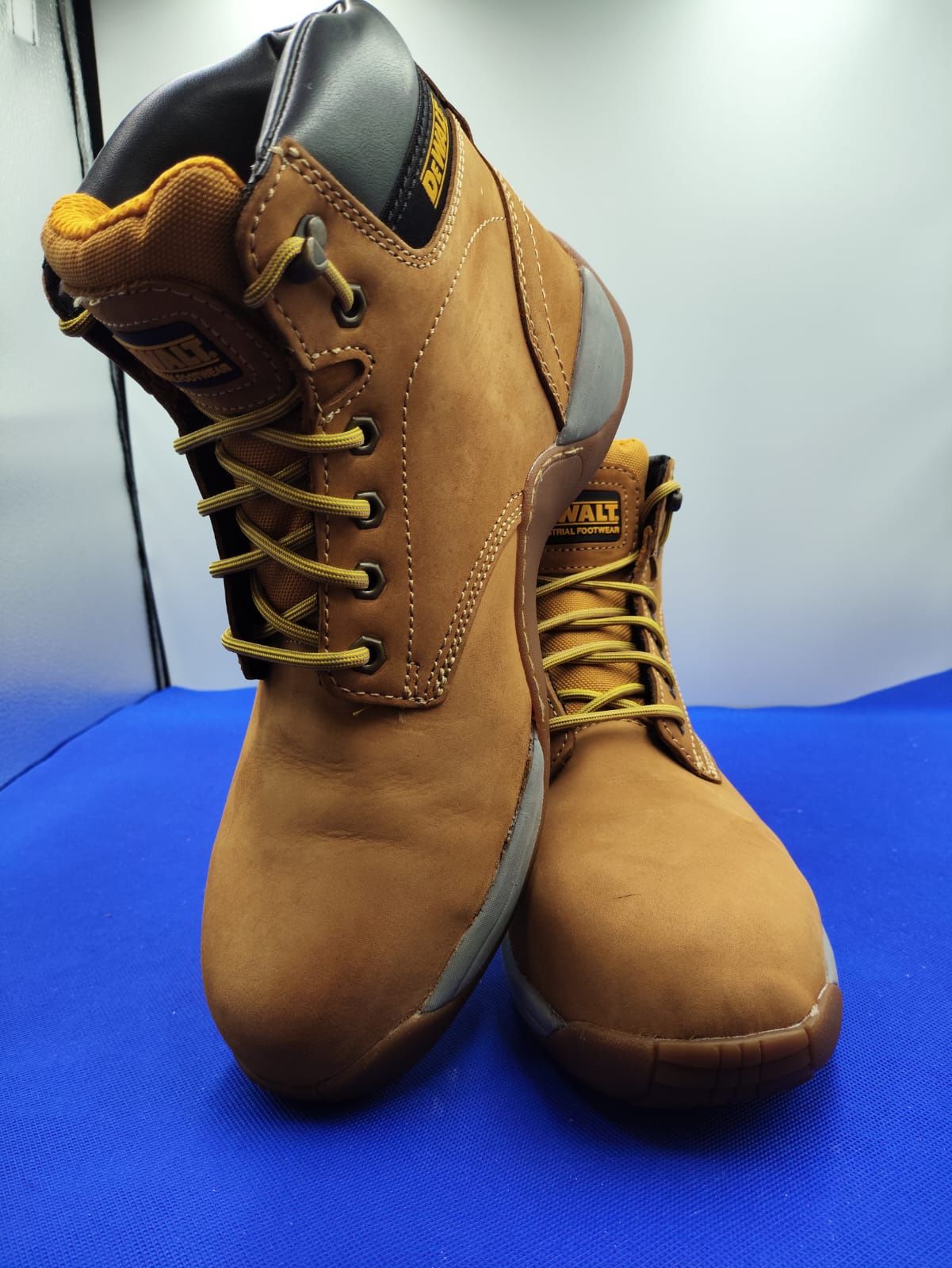 Робочі черевики DeWalt - 44 розмір. Оригінал