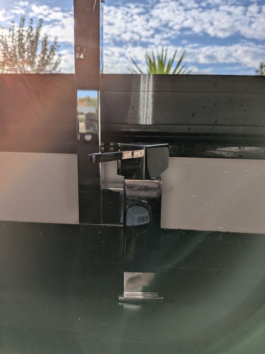 Torneira de cozinha elegante