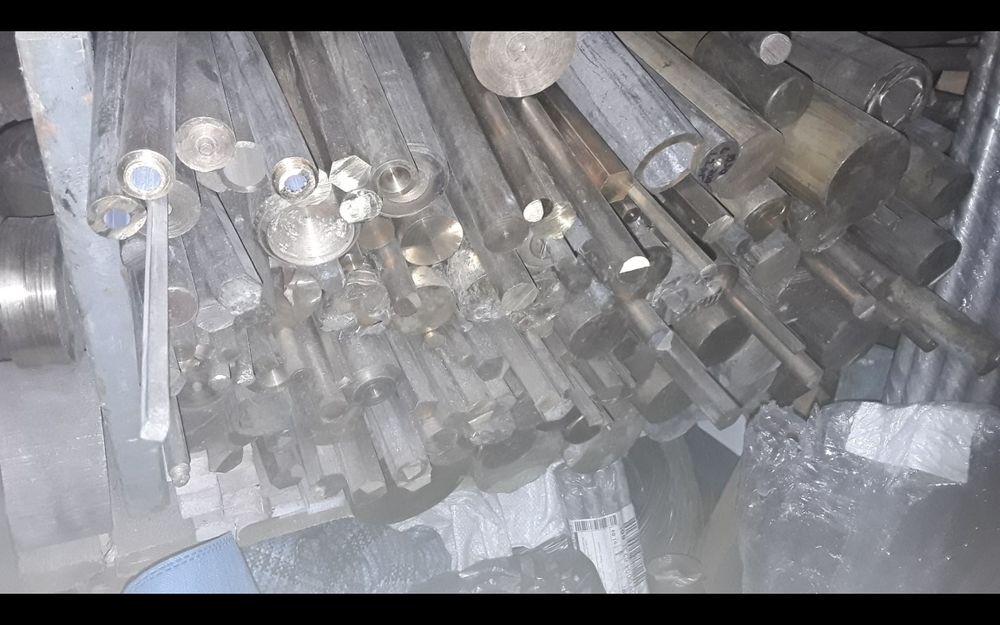 Продам латунь,бронзу,медь,дюраль,алюминий,нержавейку,титан,олово
