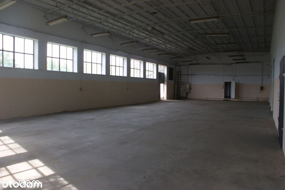 Magazyn, Hala 400 m2