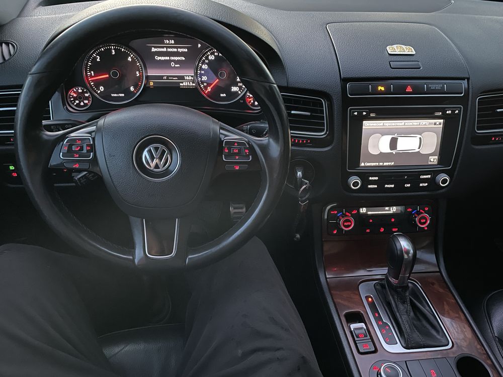 Продам VW Toureg 2011 3.0 дизель